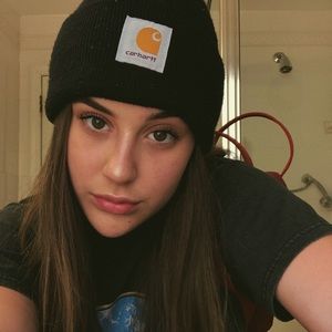 Meet your Posher, Ava